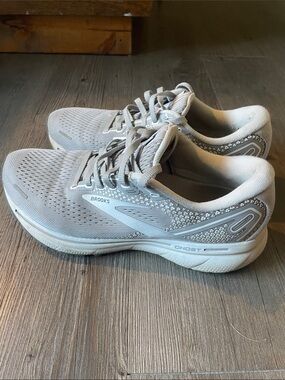 Brooks Ghost i4 Women's Running Shoes - Light Gray